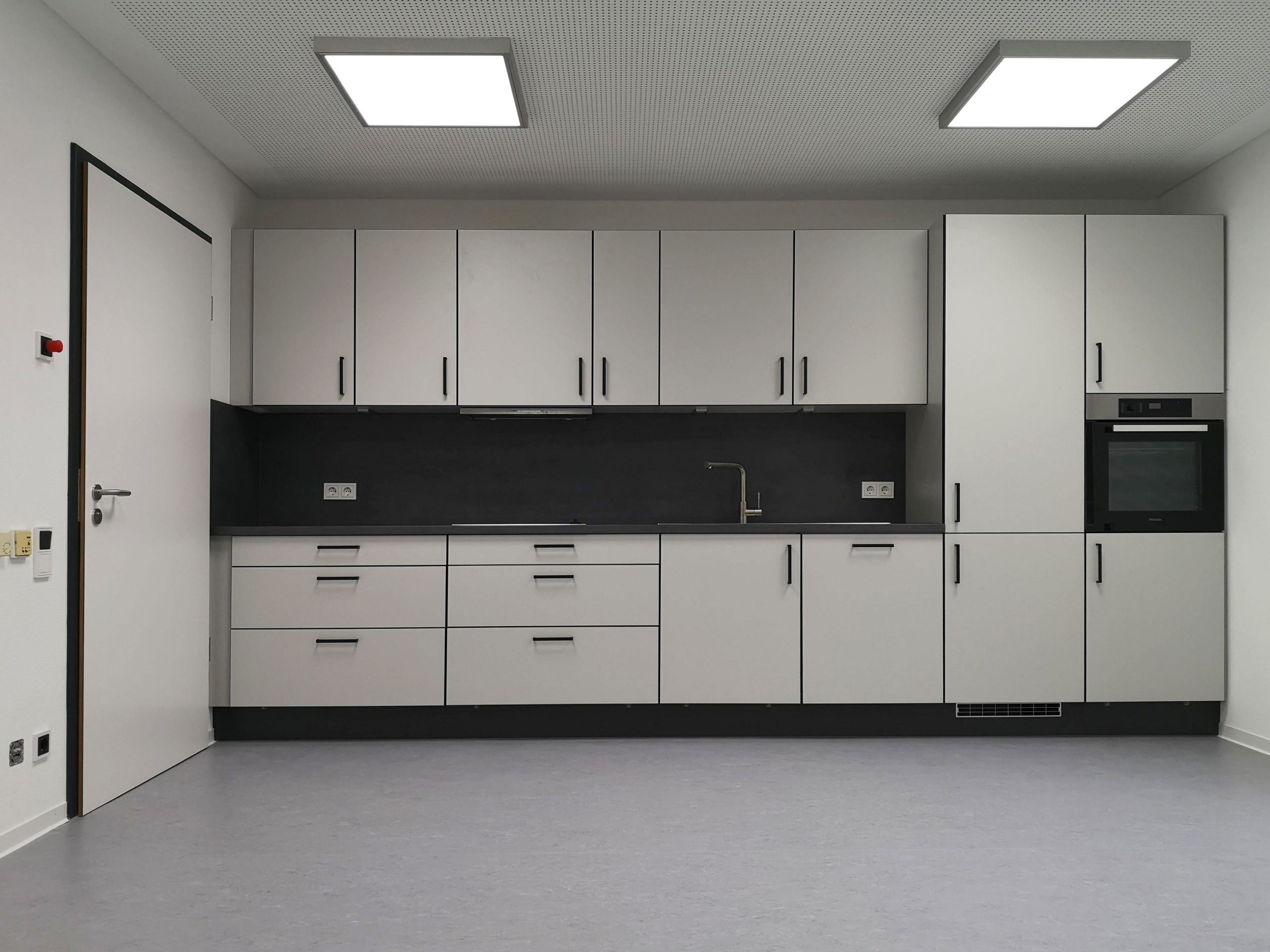 Umbau und Sanierung Paul-und-Charlotte-Kniese-Haus in Weinheim mit Fokus auf die Anforderungen von Seh- und Mehrfachbehinderten Menschen