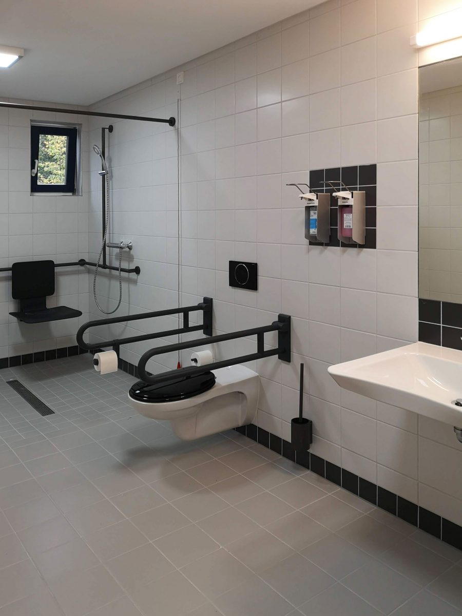 Umbau und Sanierung Paul-und-Charlotte-Kniese-Haus in Weinheim mit Fokus auf die Anforderungen von Seh- und Mehrfachbehinderten Menschen