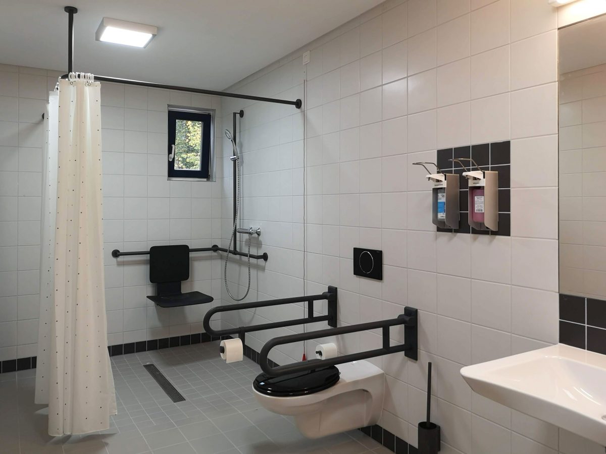 Umbau und Sanierung Paul-und-Charlotte-Kniese-Haus in Weinheim mit Fokus auf die Anforderungen von Seh- und Mehrfachbehinderten Menschen